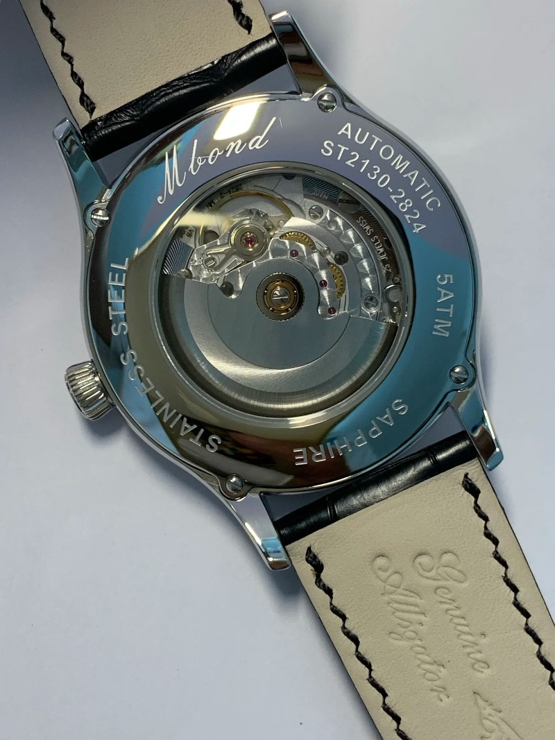 Wordless Book, Swiss Fine Grin - огляд і ціна Jewellery Watches